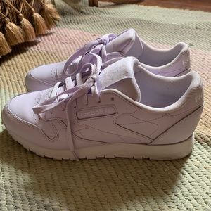 Reebok lilac sneakers